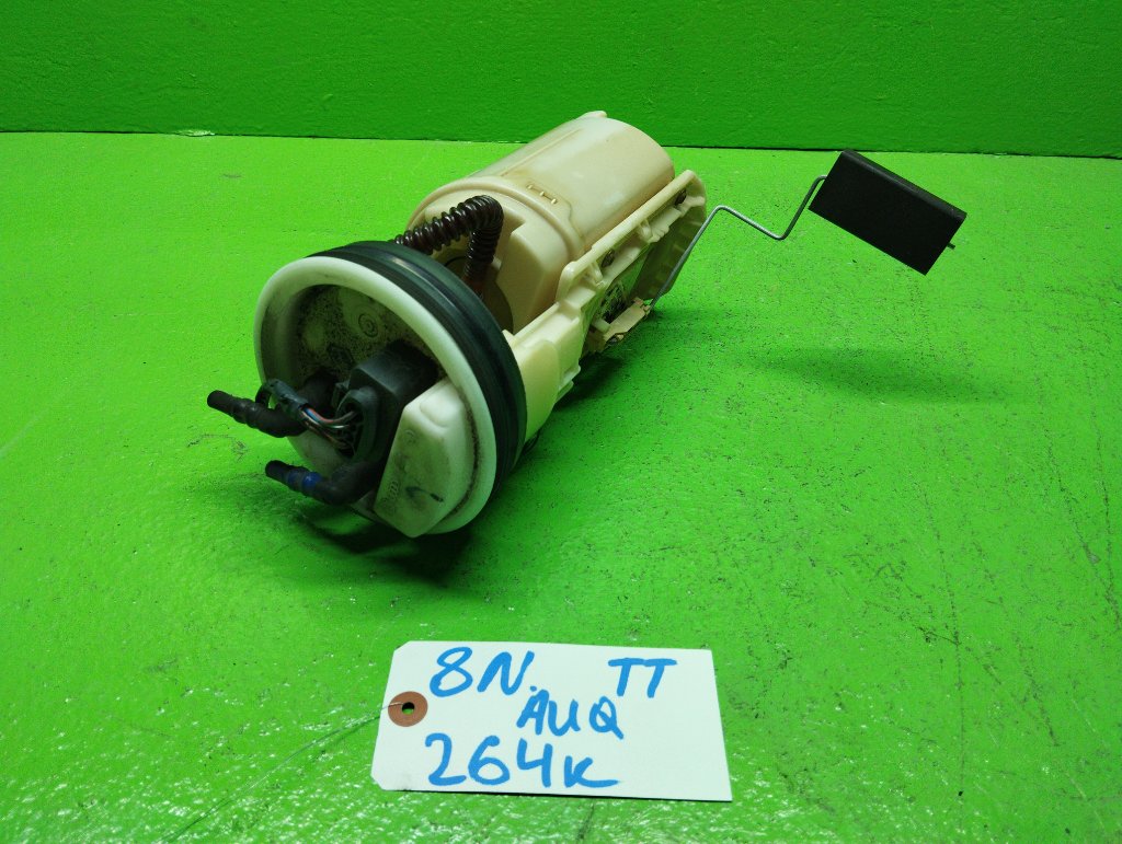 Бензонасос AUDI TT 8N AUQ (б/у)