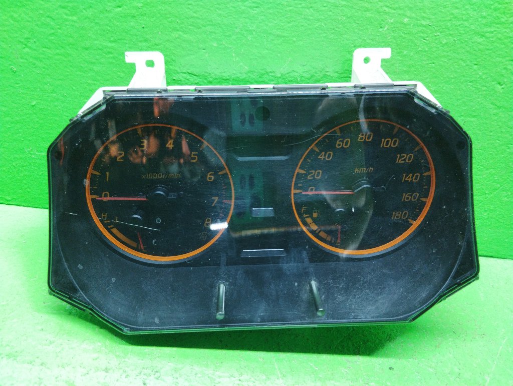 Спидометр NISSAN AVENIR PW11 (б/у)