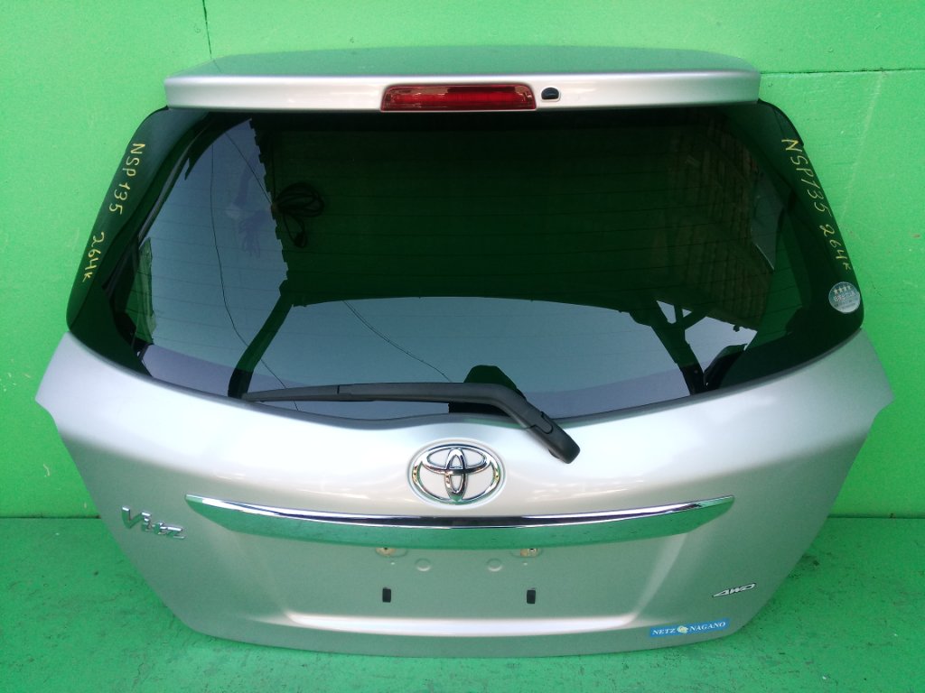 Дверь задняя TOYOTA VITZ NSP135 (б/у)