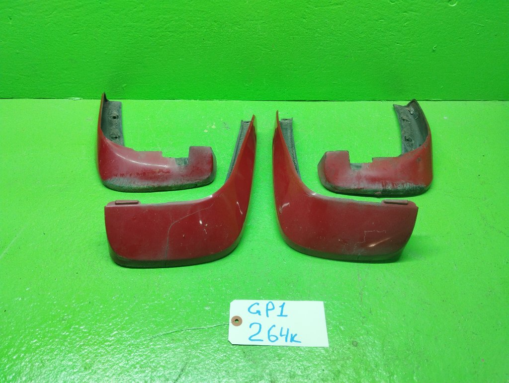 Брызговики комплект HONDA FIT GP1 (б/у)
