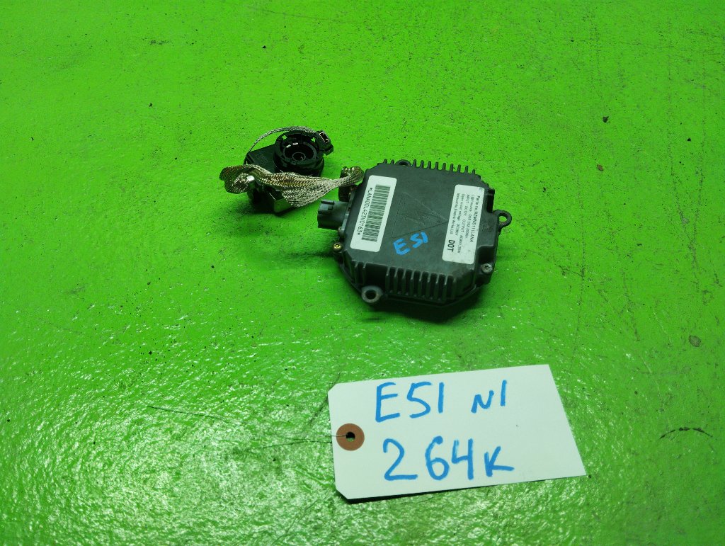 Блок ксенона NISSAN ELGRAND E51 (б/у) N1