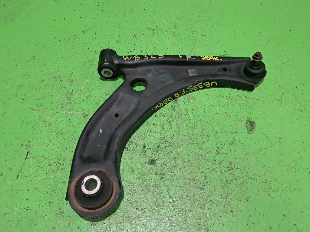 Рычаг SUZUKI BALENO WB32S передний правый (б/у)