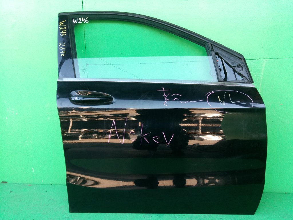 Дверь MERCEDES B180 W246 передняя правая (б/у)