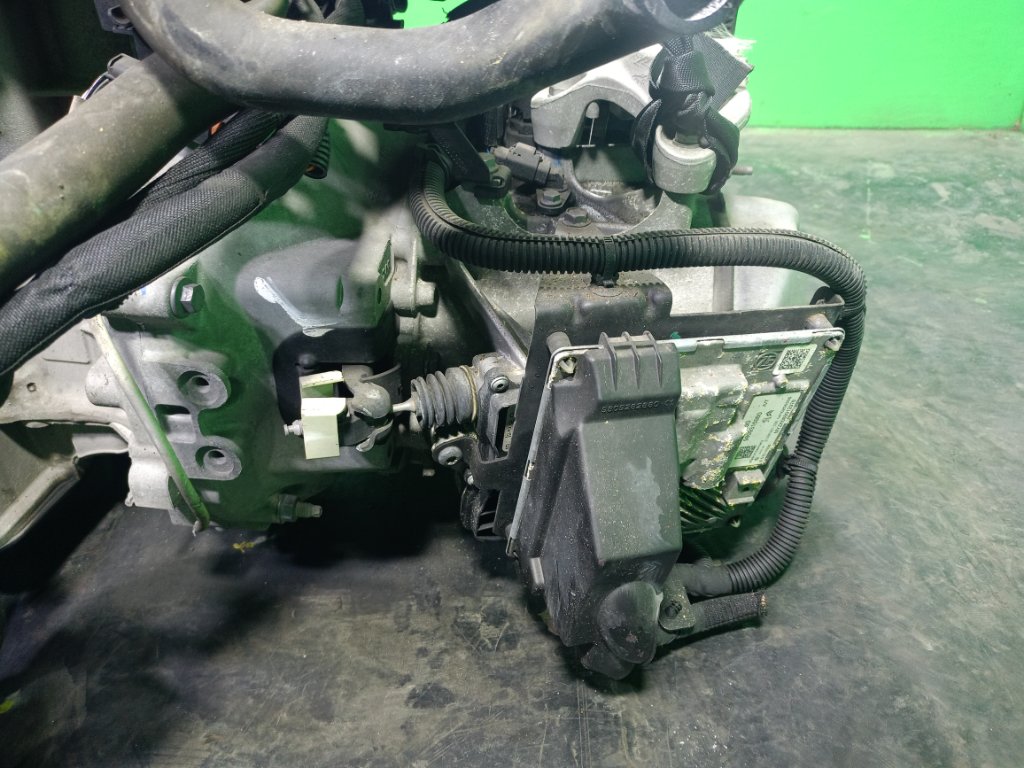 АКПП PEUGEOT 2008 A94 HMZ (б/у)