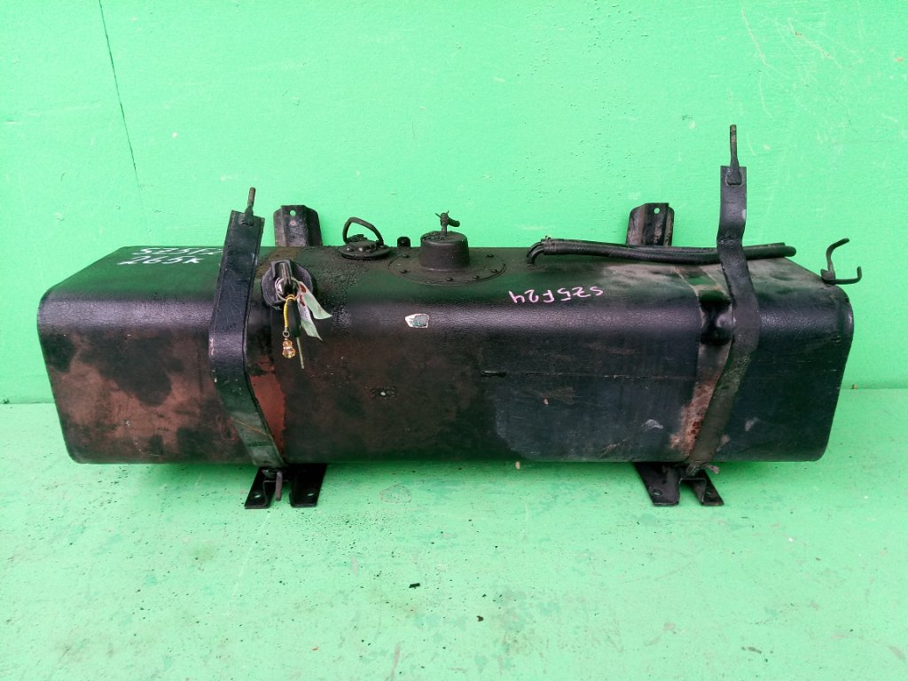 Бензобак NISSAN ATLAS SZ5F24 (б/у)