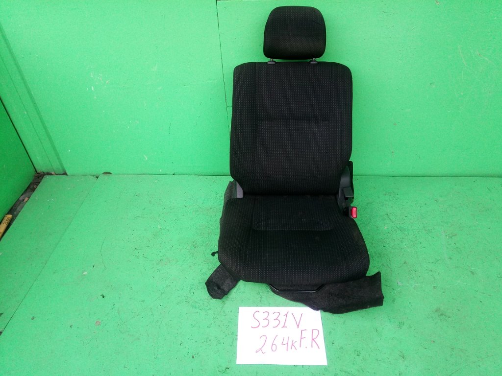 Сиденье DAIHATSU HIJET S331V переднее правое (б/у)