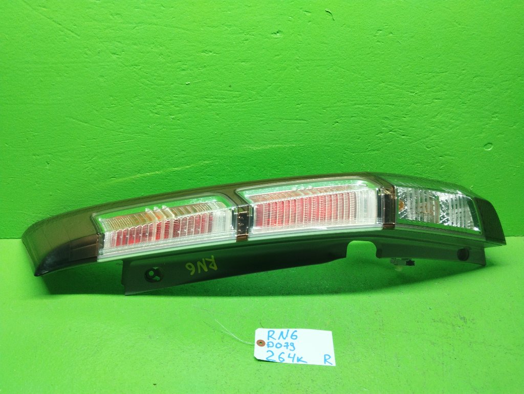 Стоп-сигнал HONDA STREAM RN6 правый (б/у)