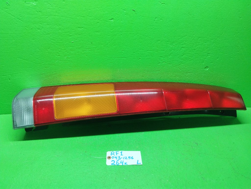 Стоп-сигнал HONDA STEP WAGON RF1 левый (б/у)