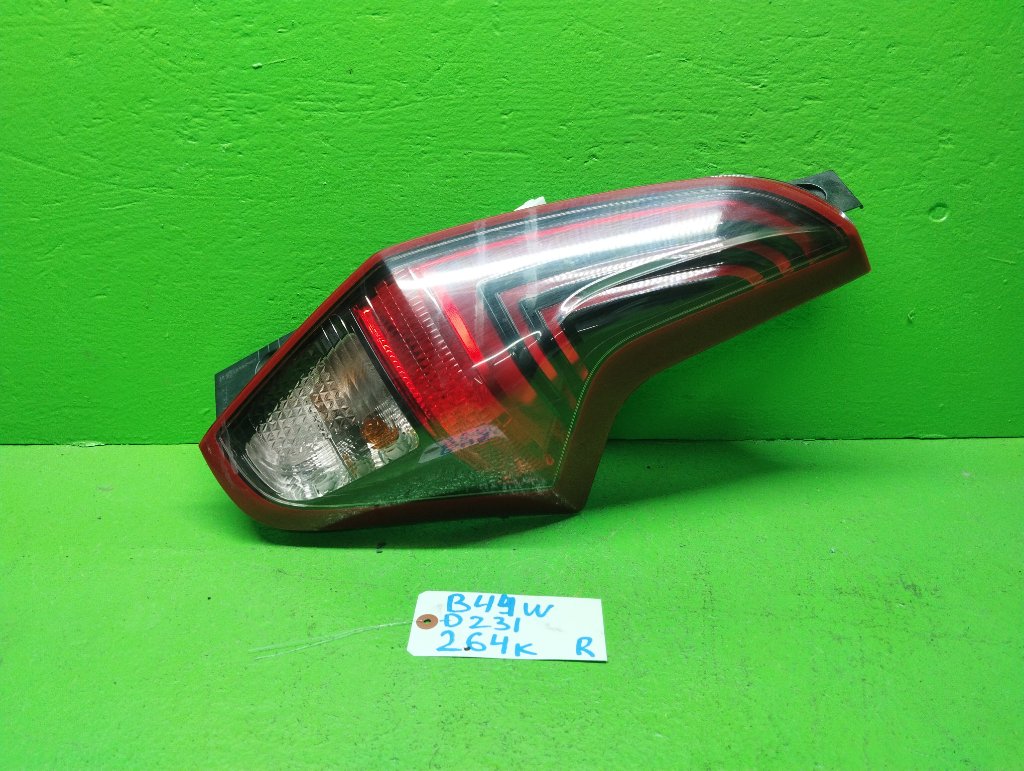 Стоп-сигнал NISSAN DAYZ B44W правый (б/у)