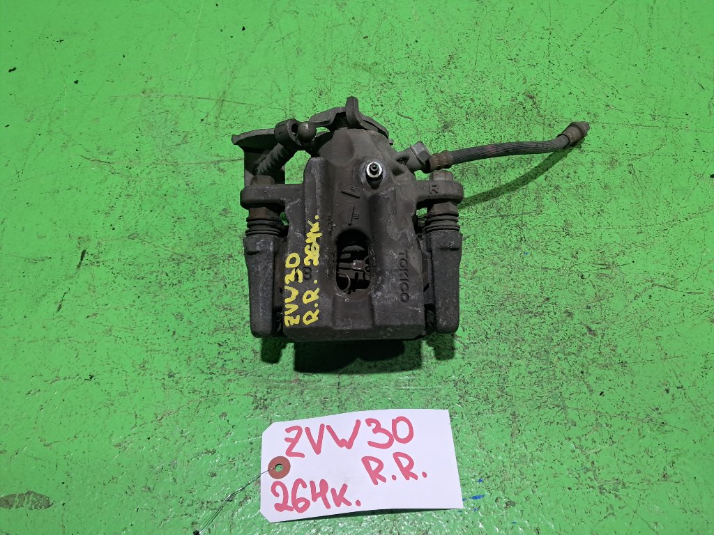 Суппорт TOYOTA PRIUS ZVW30 задний правый (б/у)