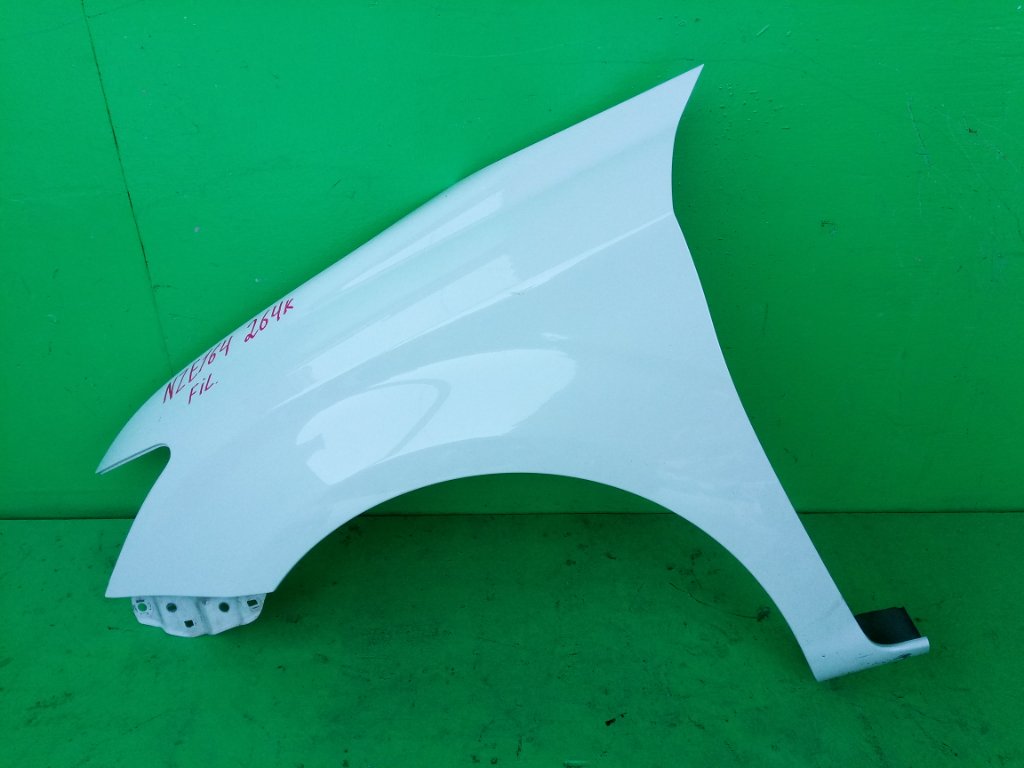 Крыло TOYOTA COROLLA FIELDER NZE164 переднее левое (б/у)