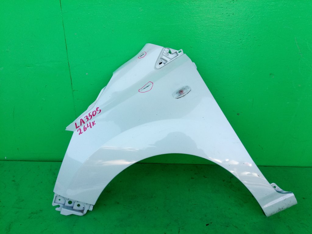 Крыло DAIHATSU MIRA E:S LA350S переднее левое (б/у)