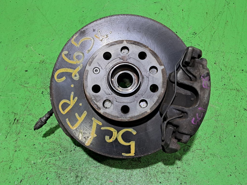 Ступица VOLKSWAGEN BEETLE 5C1 передняя правая (б/у)