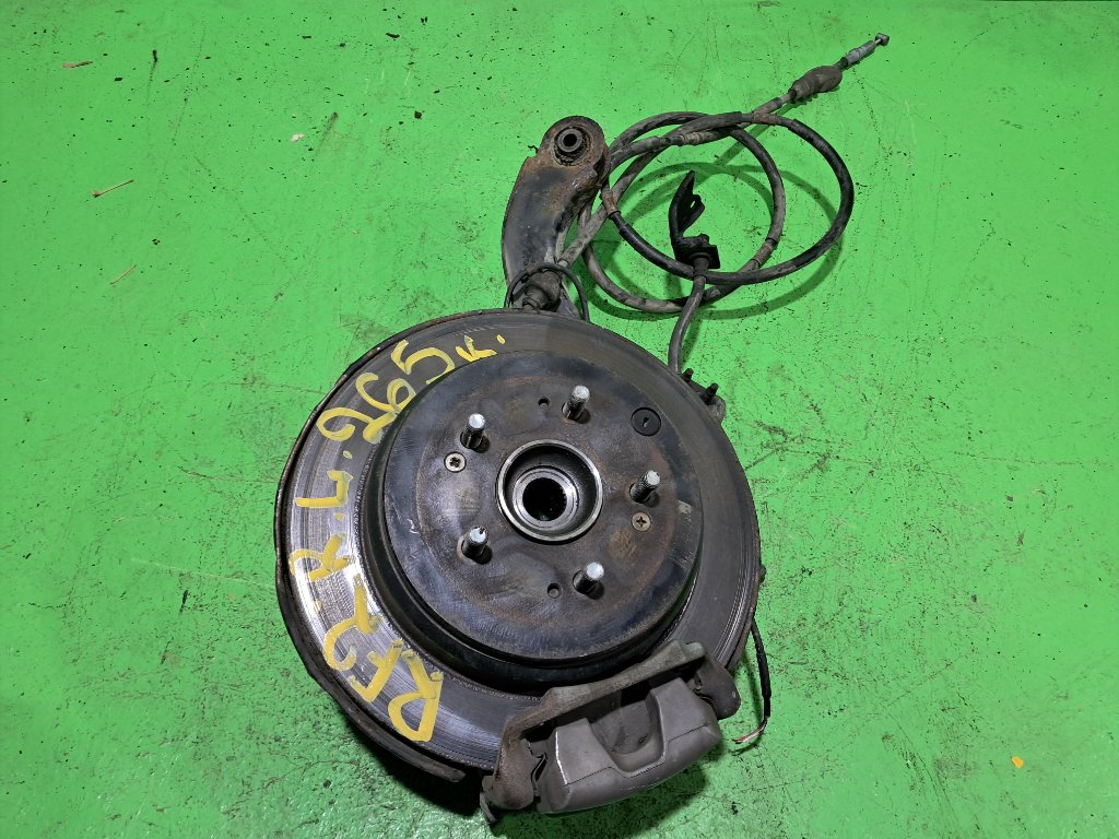 Ступица HONDA STEP WAGON RF2 задняя левая (б/у)