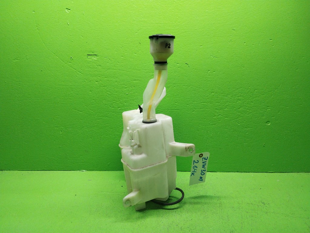 Бачок стеклоомывателя TOYOTA PRIUS ZVW30 (б/у) N1