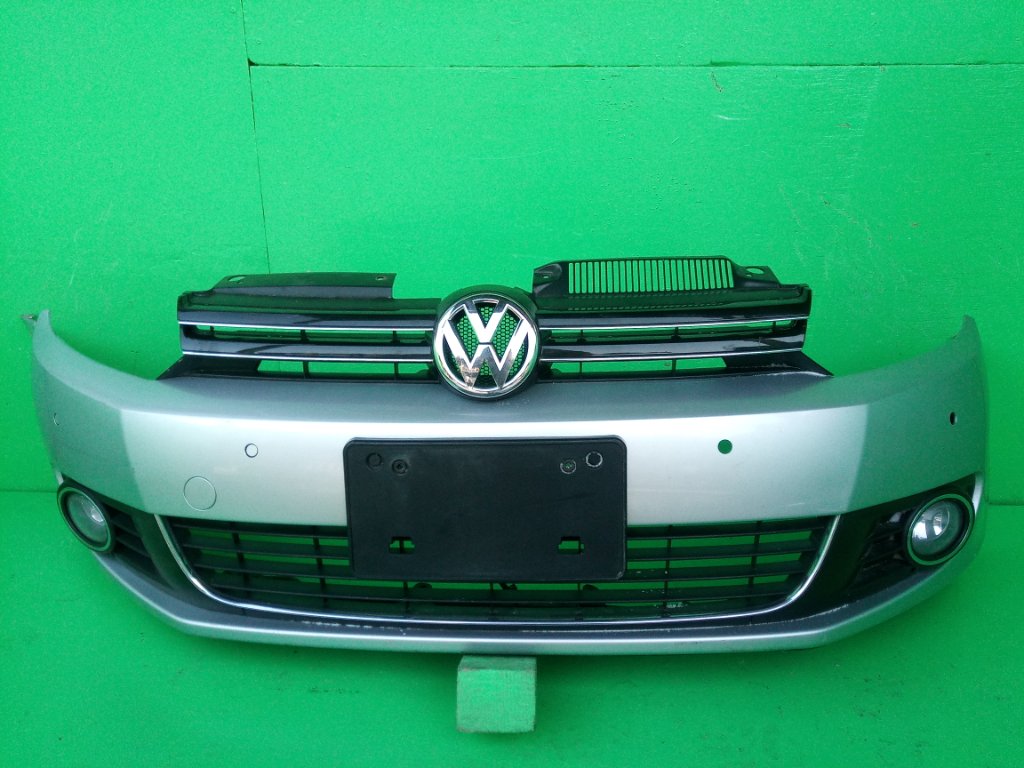 Бампер VOLKSWAGEN GOLF 1K передний (б/у)