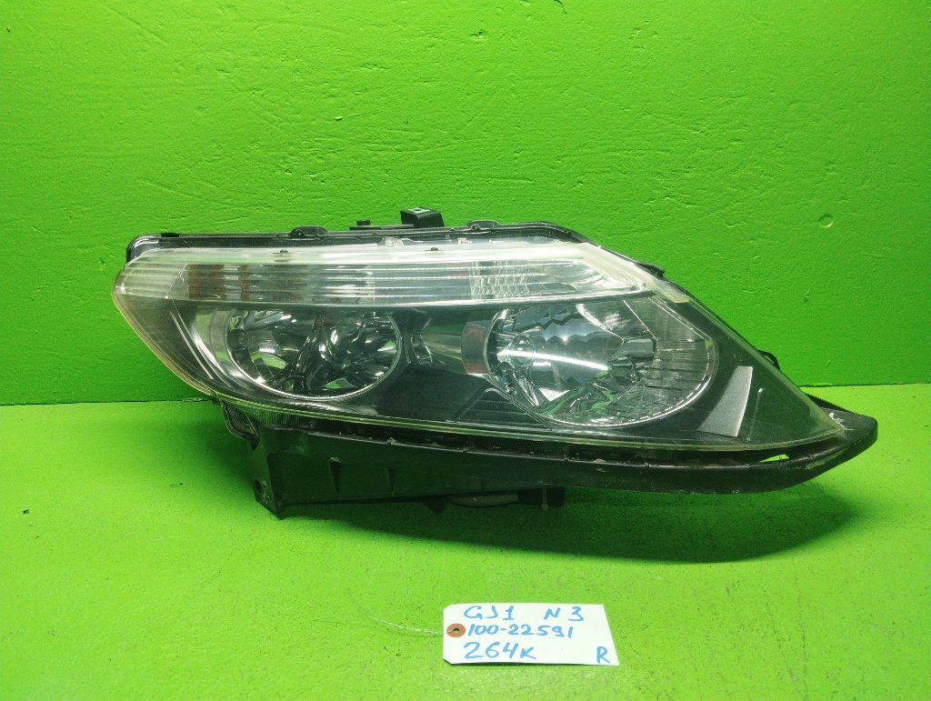 Фара HONDA AIRWAVE GJ1 правая (б/у) N3