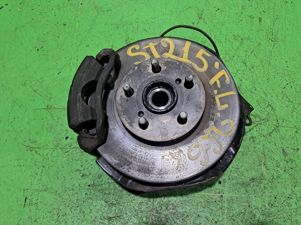 Ступица TOYOTA CARINA ST215 передняя левая (б/у)