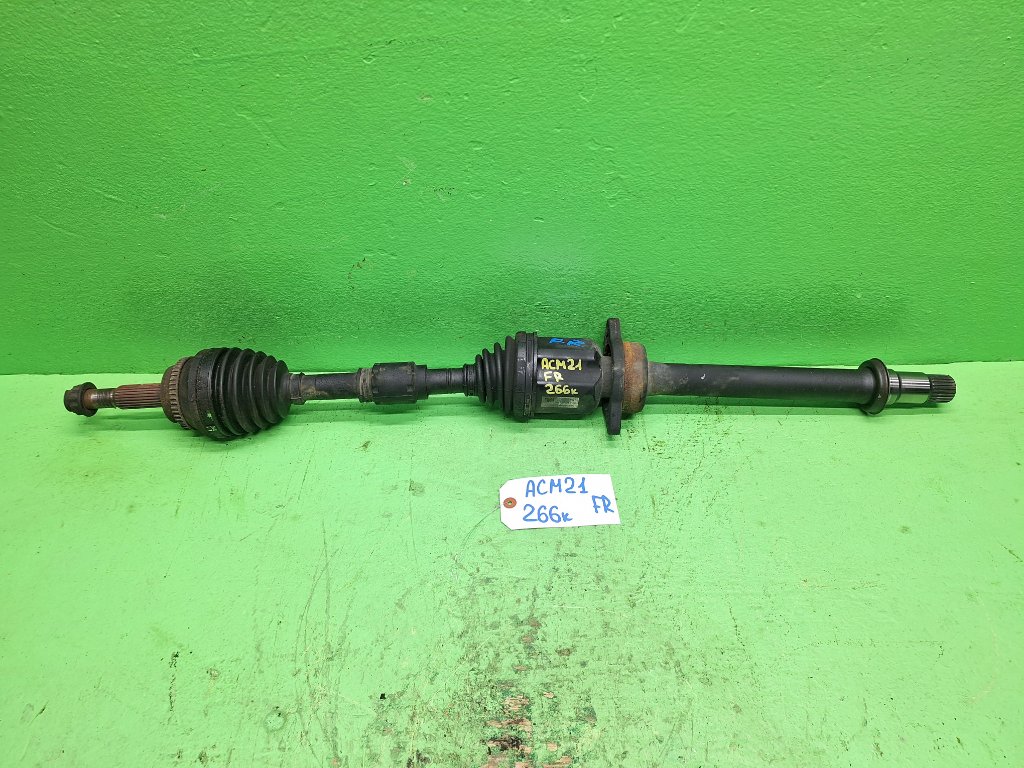 Привод TOYOTA IPSUM ACM21 передний правый (б/у)