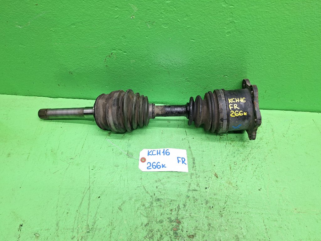 Привод TOYOTA GRANVIA KCH16 1KZ-TE передний правый (б/у)