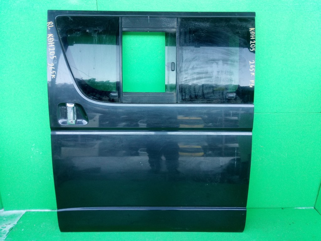 Дверь TOYOTA HIACE KDH205 задняя левая (б/у)