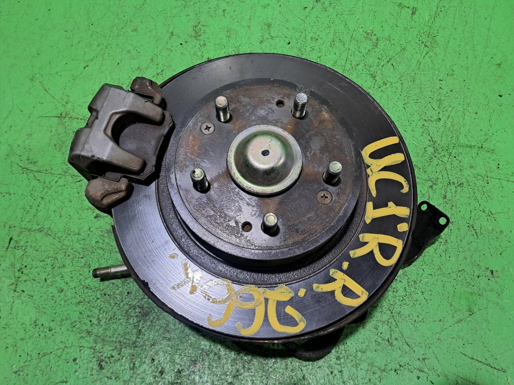 Ступица HONDA INSPIRE UC1 задняя правая (б/у)