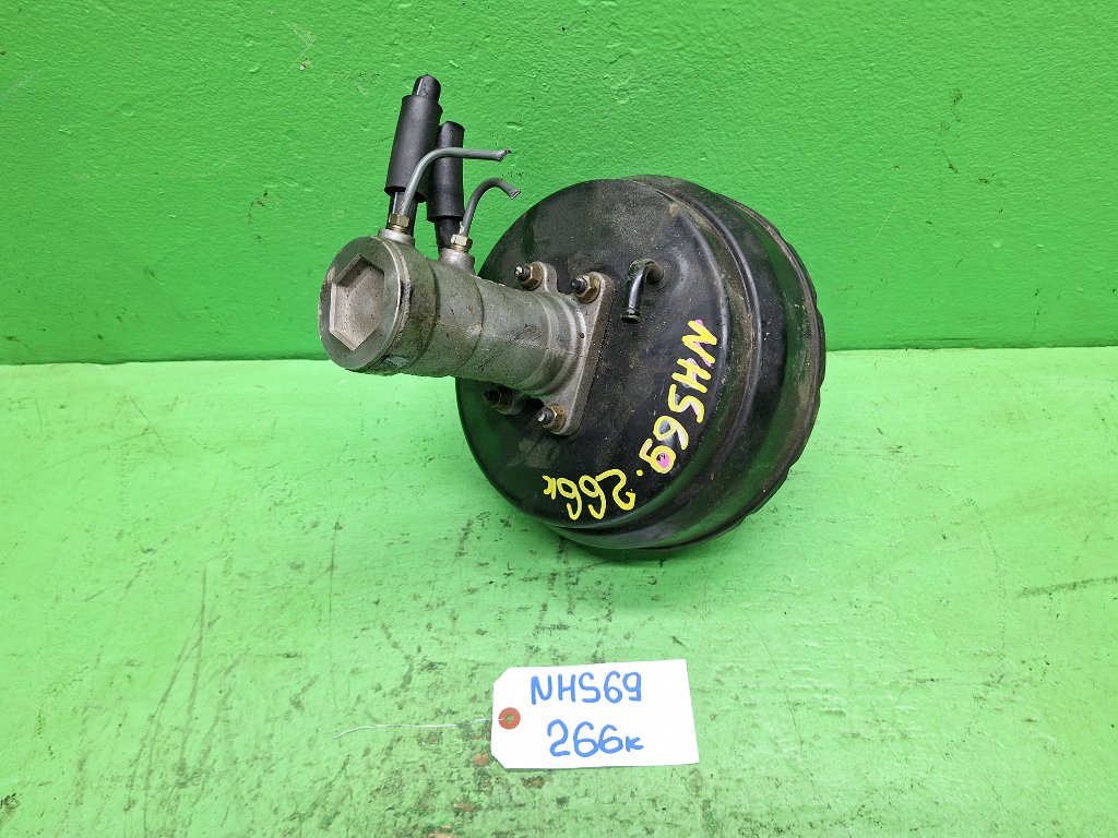 Главный тормозной цилиндр ISUZU ELF NHS69E (б/у)