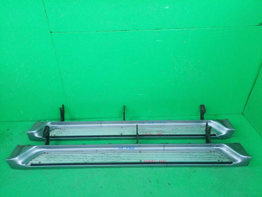 Подножки комплект TOYOTA SURF KZN185 (б/у)