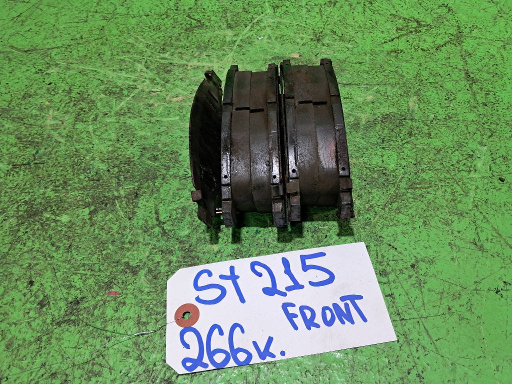 Тормозные колодки TOYOTA CARINA ST215 переднее (б/у)