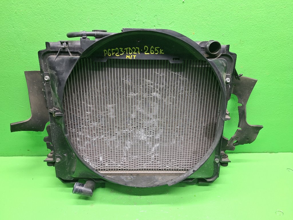 Радиатор основной NISSAN ATLAS P6F23 TD27 (б/у)