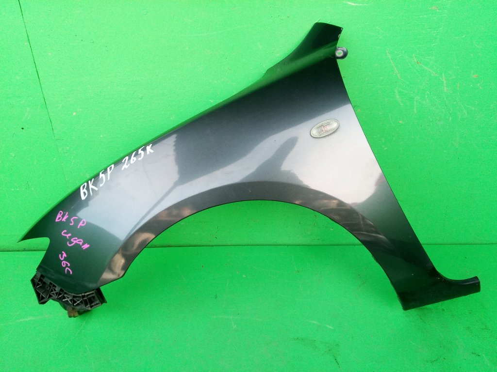 Крыло MAZDA AXELA BK5P переднее левое (б/у)