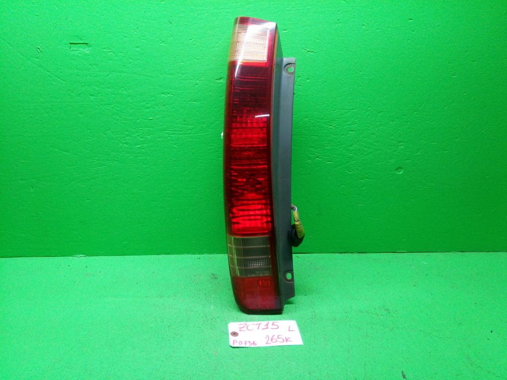 Стоп-сигнал TOYOTA OPA ZCT15 левый (б/у)