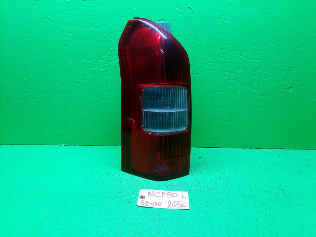 Стоп-сигнал TOYOTA PROBOX NCP50 левый (б/у)