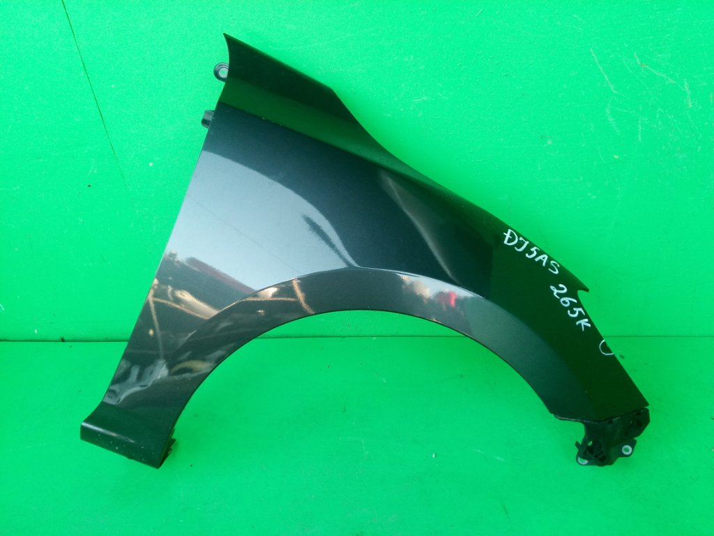 Крыло MAZDA DEMIO DJ5AS переднее правое (б/у)