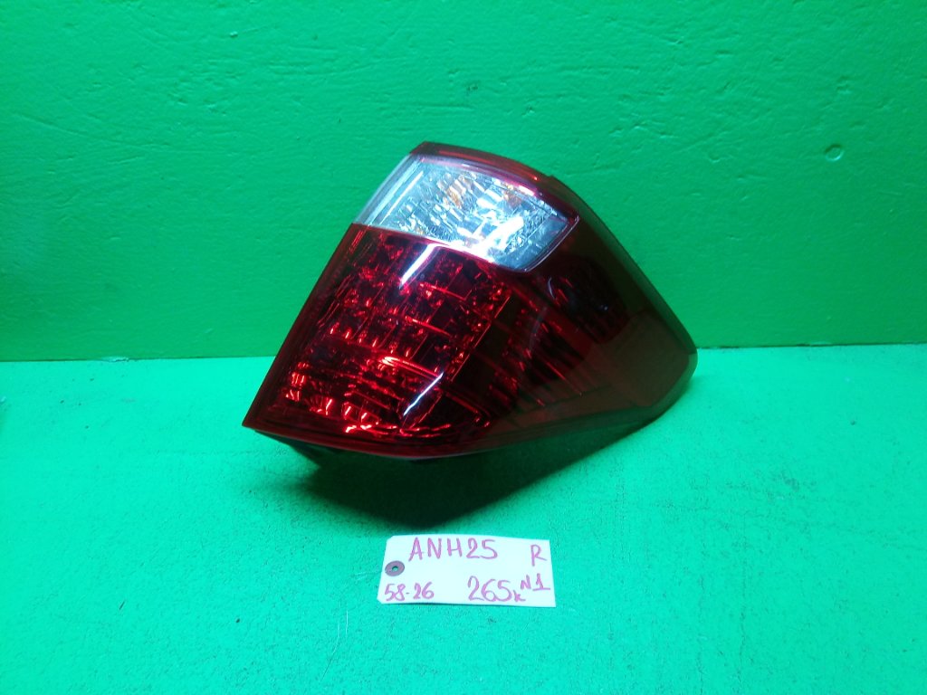 Стоп-сигнал TOYOTA ALPHARD ANH25 правый (б/у) #1