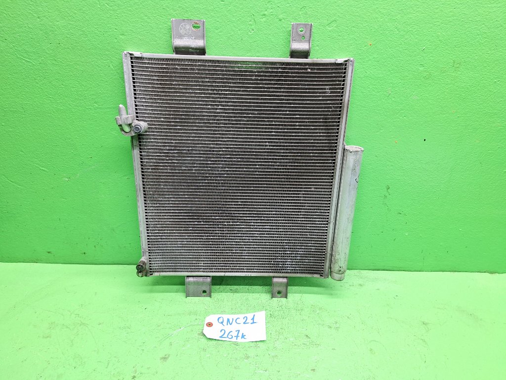 Радиатор кондиционера TOYOTA BB QNC21 3SZ-VE (б/у)