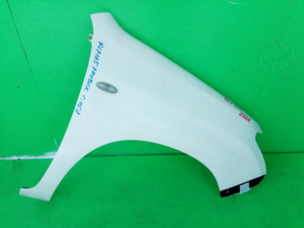 Крыло TOYOTA PROBOX NCP165 переднее правое (б/у)