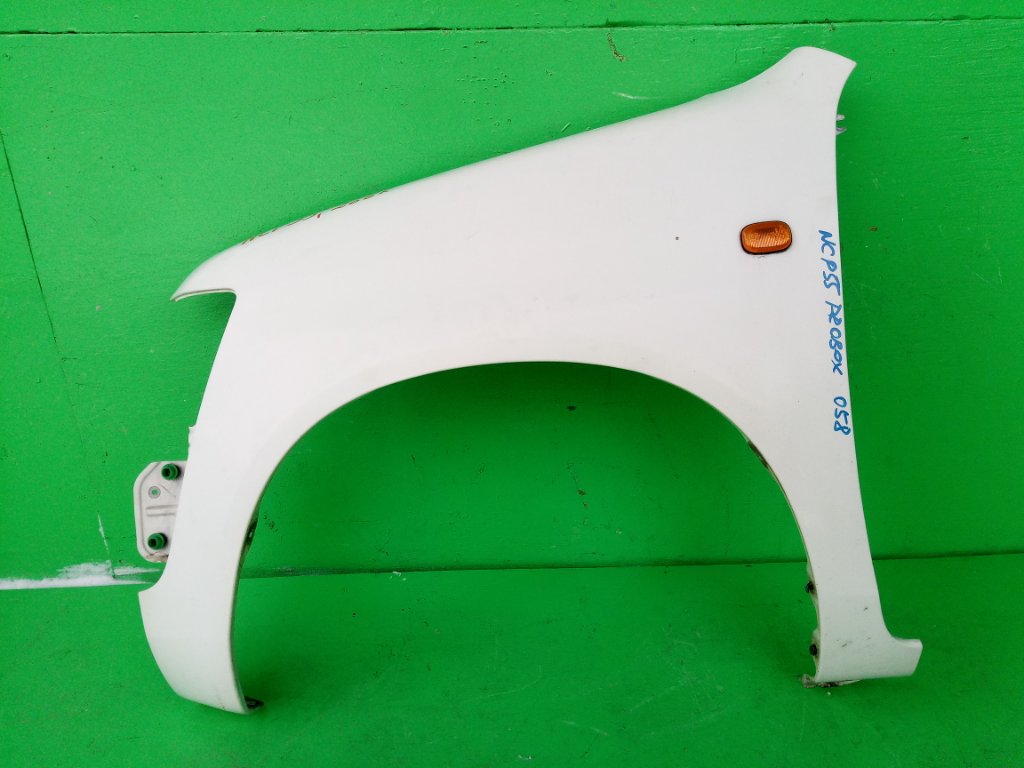 Крыло TOYOTA PROBOX NCP55 переднее левое (б/у)