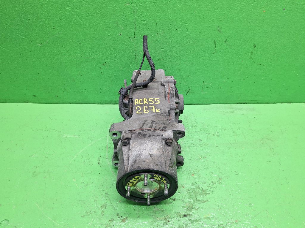 Редуктор TOYOTA ESTIMA ACR55 (б/у)