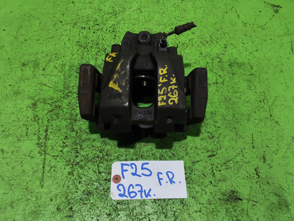 Суппорт BMW X3 F25 передний правый (б/у)