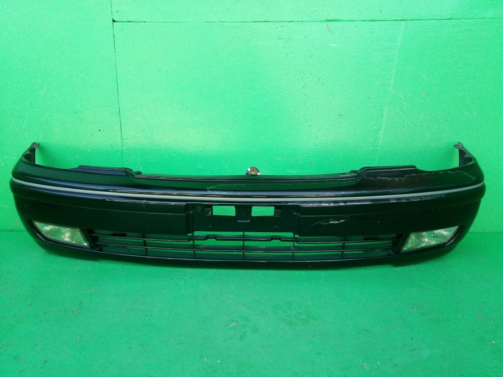 Бампер TOYOTA PROGRES JCG10 передний (б/у)
