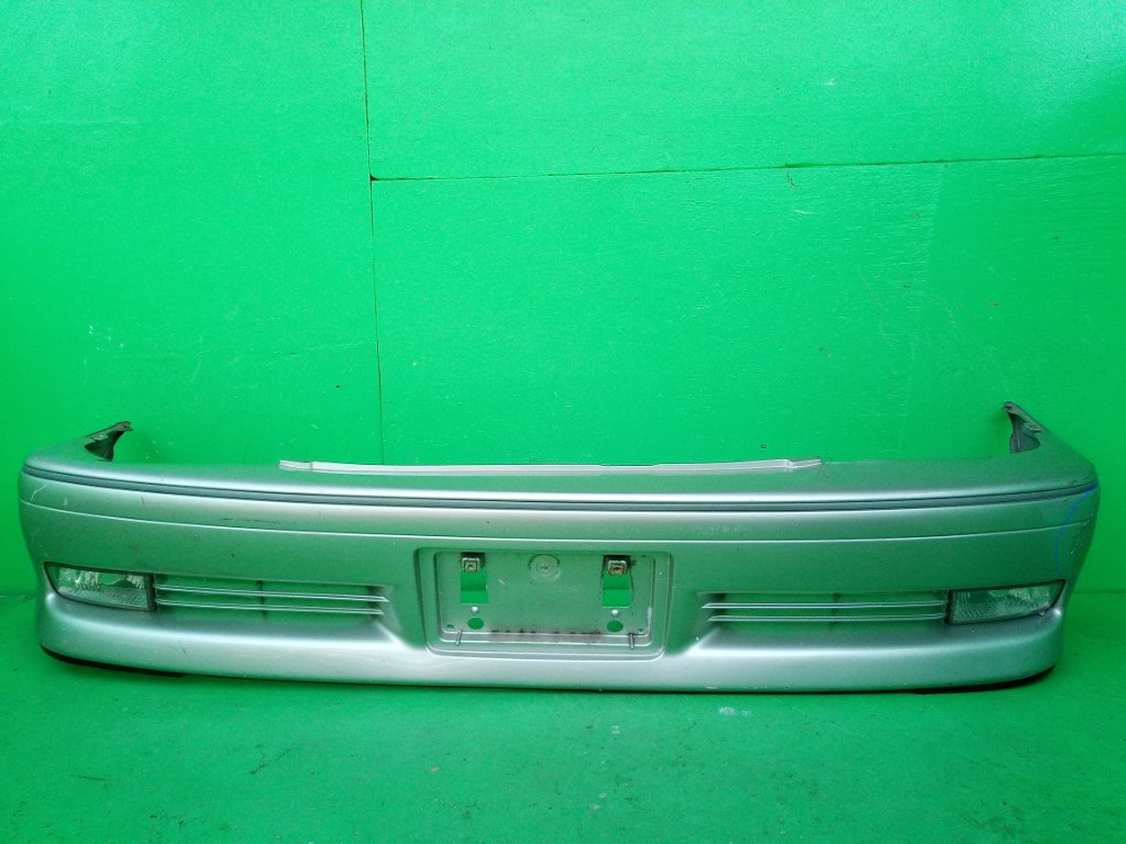 Бампер TOYOTA CROWN JZS175 передний (б/у)