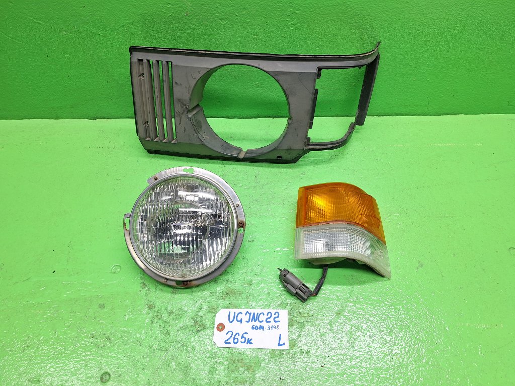 Фара NISSAN VANETTE UGJNC22 левая (б/у)