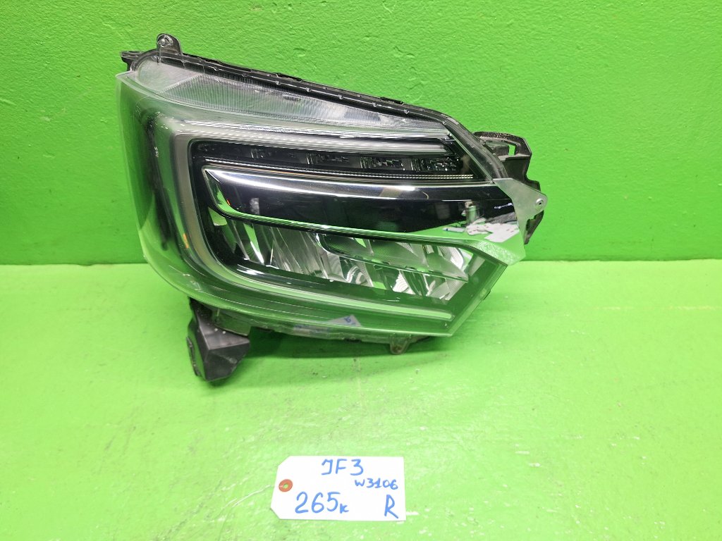 Фара HONDA N-BOX JF3 правая (б/у)