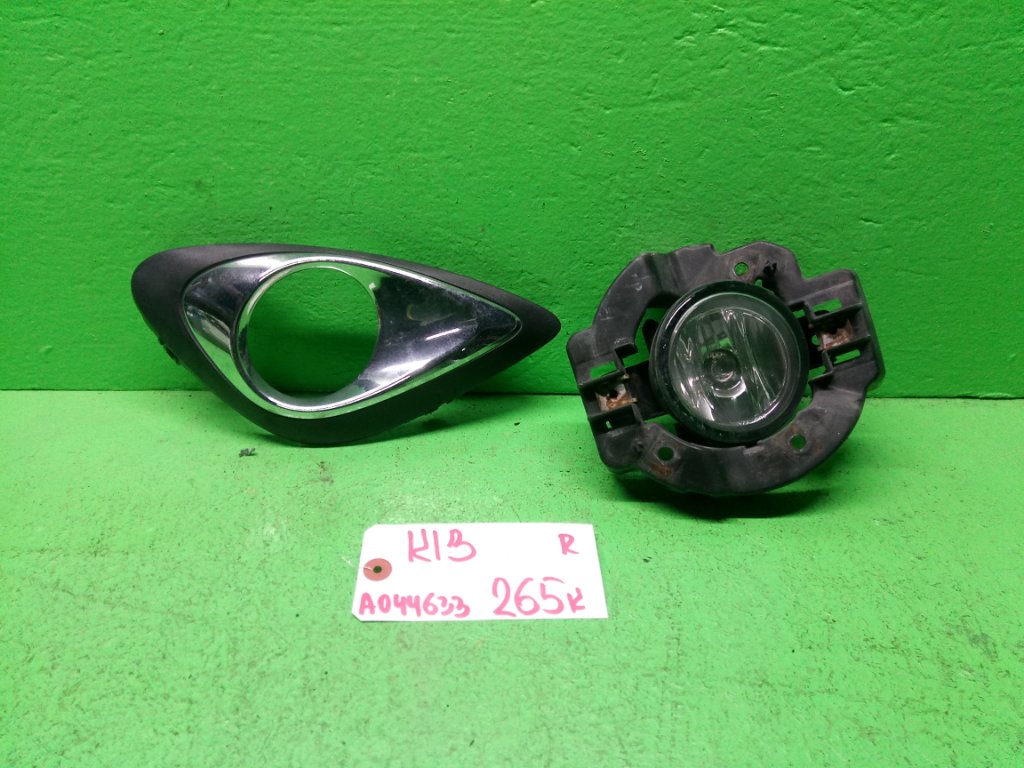 Туманка NISSAN MARCH K13 правая (б/у)