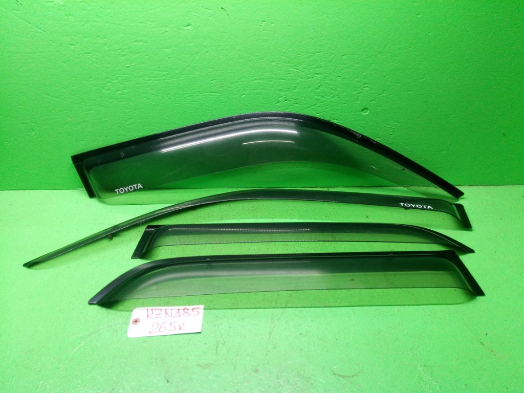 Ветровики комплект TOYOTA SURF KZN185 (б/у)
