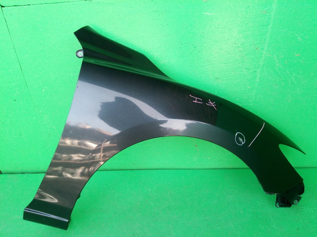 Крыло MAZDA ATENZA GJEFP переднее правое (б/у)