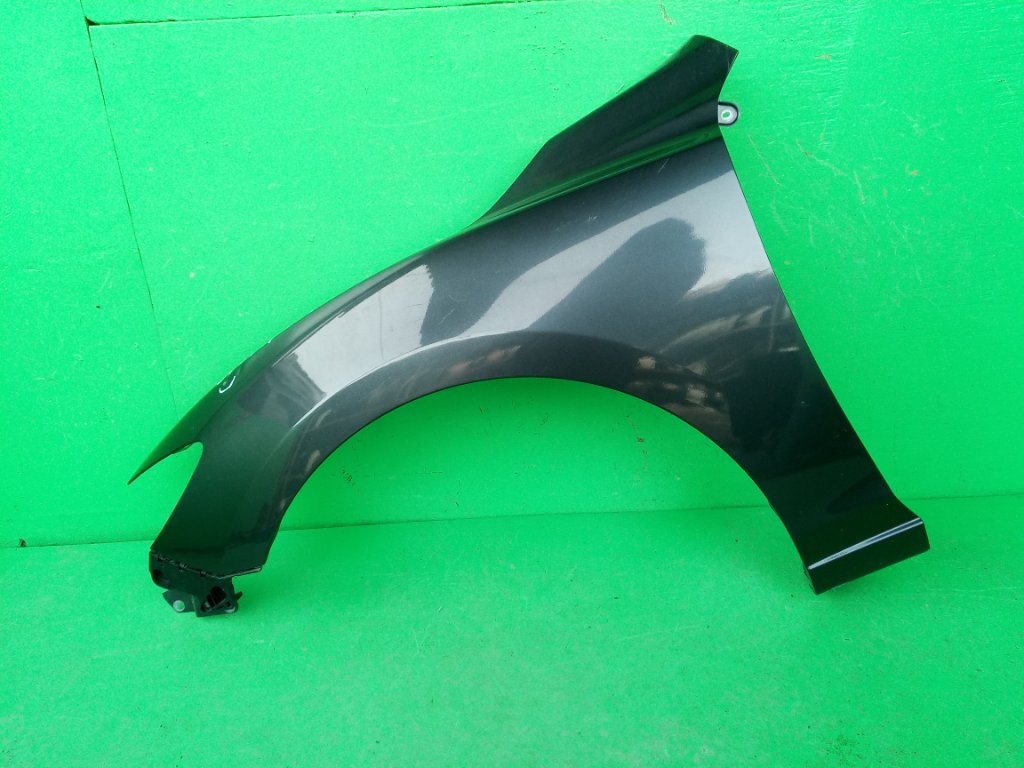 Крыло MAZDA ATENZA GJEFP переднее левое (б/у)