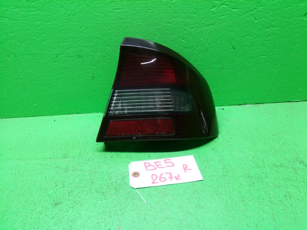 Стоп-сигнал SUBARU LEGACY BE5 правый (б/у)