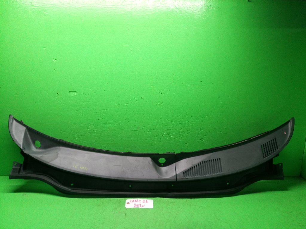 Жабо TOYOTA BB QNC21 переднее (б/у)